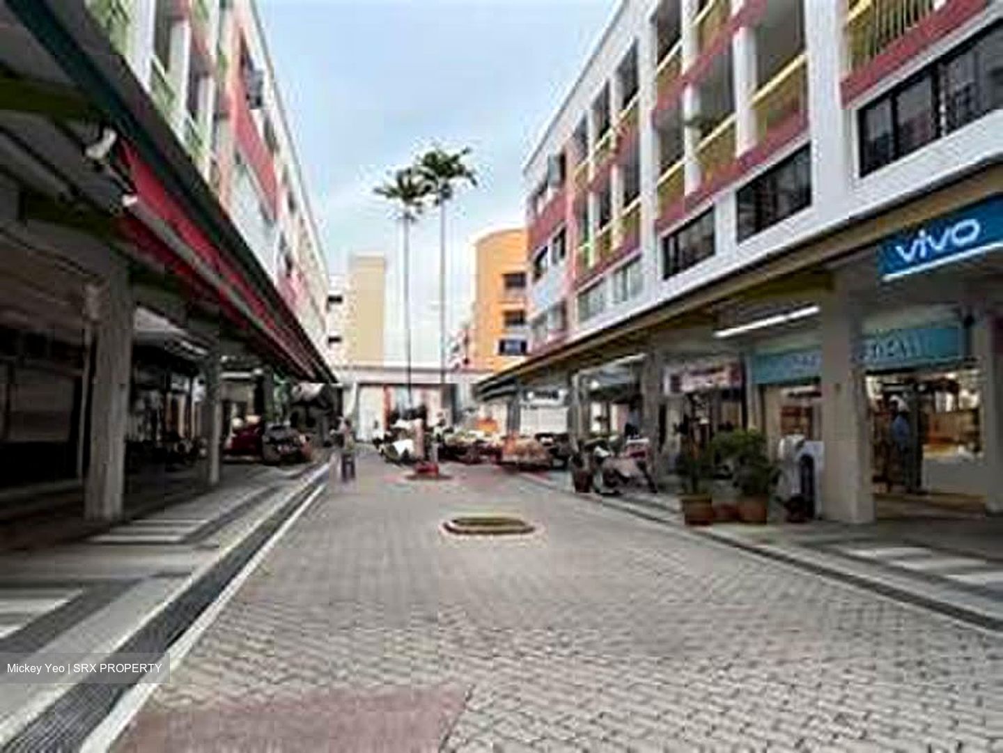 Tampines Street 81 (D18), Shop House #588622951
